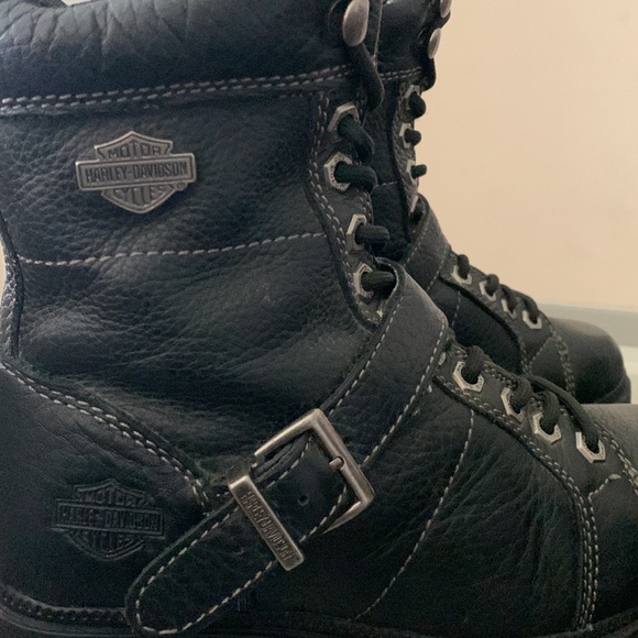 “2” HARLEY DAVIDSON Motorcycle Boot Bundle. Sizes 6.5 & 7 - Picture 7 of 17